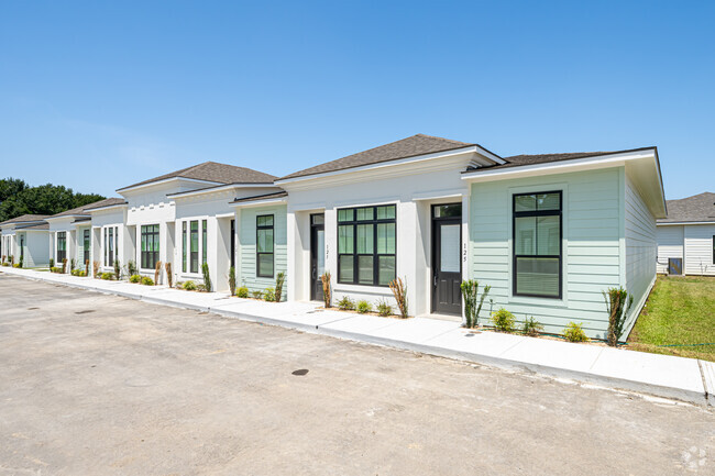 Building Photo - Parkway Villas Rental