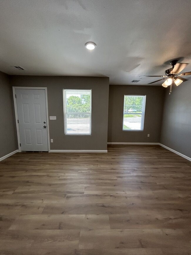 Photo - 712 Columbus St Unit 712 N Columbus -  B