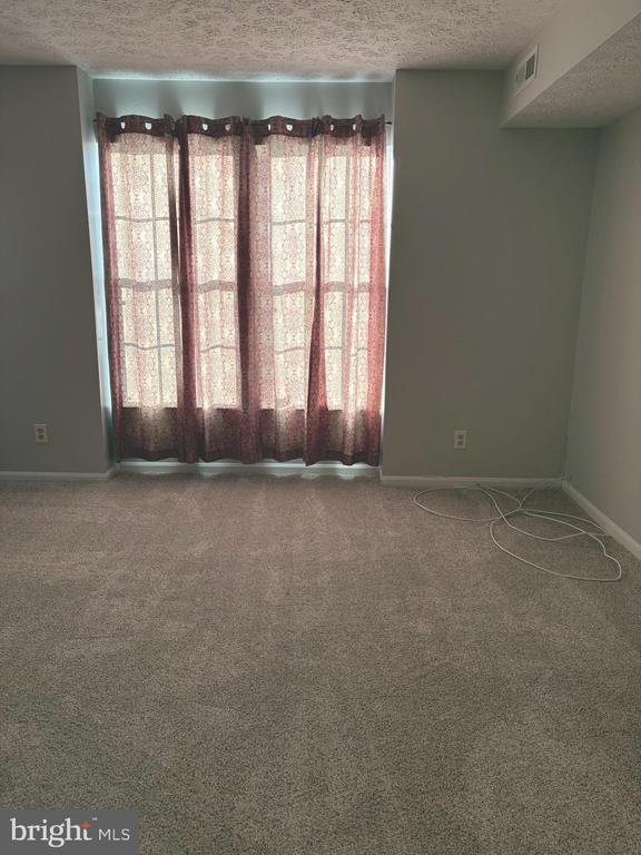 Photo - 130 Kenwood Dr