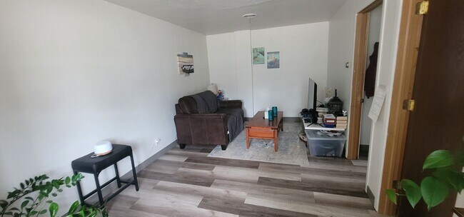 Photo - 701 George St Unit 1