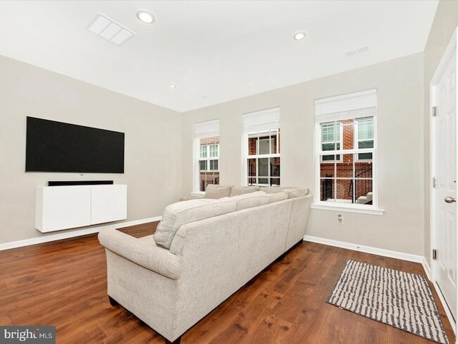 Photo - 9374 Seney Ln