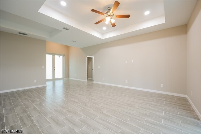 Photo - 3204 66th St W