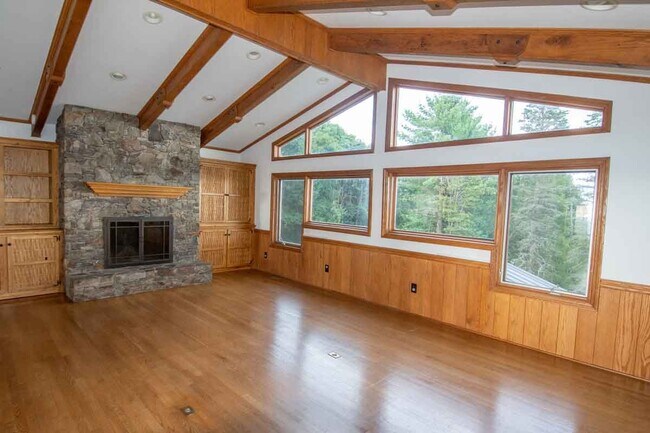 10190 C Blue Ridge Pkwy
