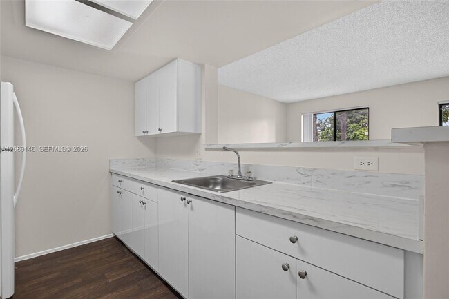 8331 Coral Lake Dr Unit 8331