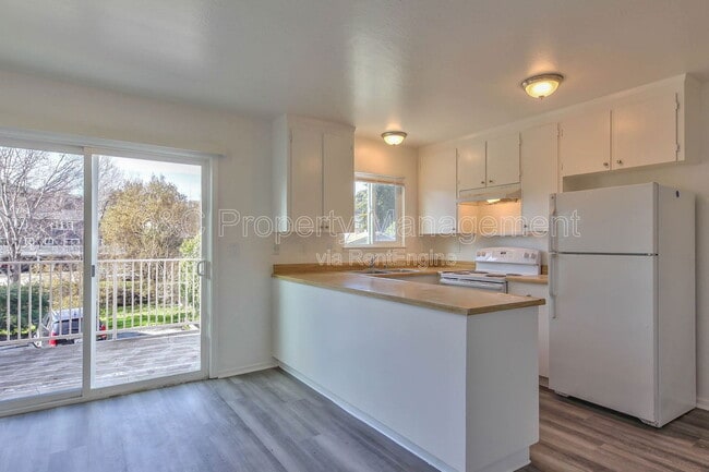 Photo - 130 Miles Ln Unit B