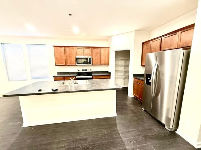 Photo - 1916 Pomodoro Dr