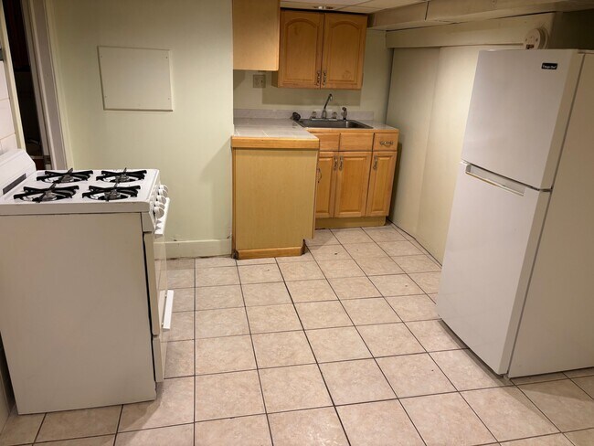 115 Crain Ave Unit C