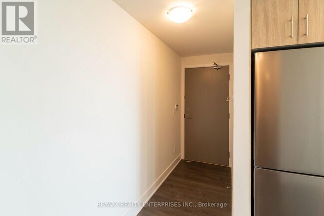 Photo - 188 Fairview Mall Dr Unit 908