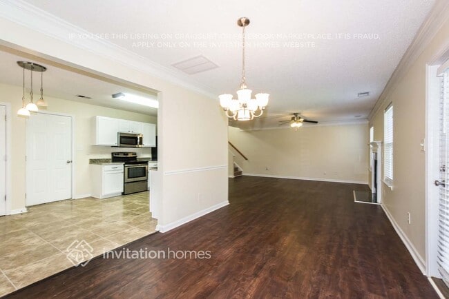 10300 Haddington Dr