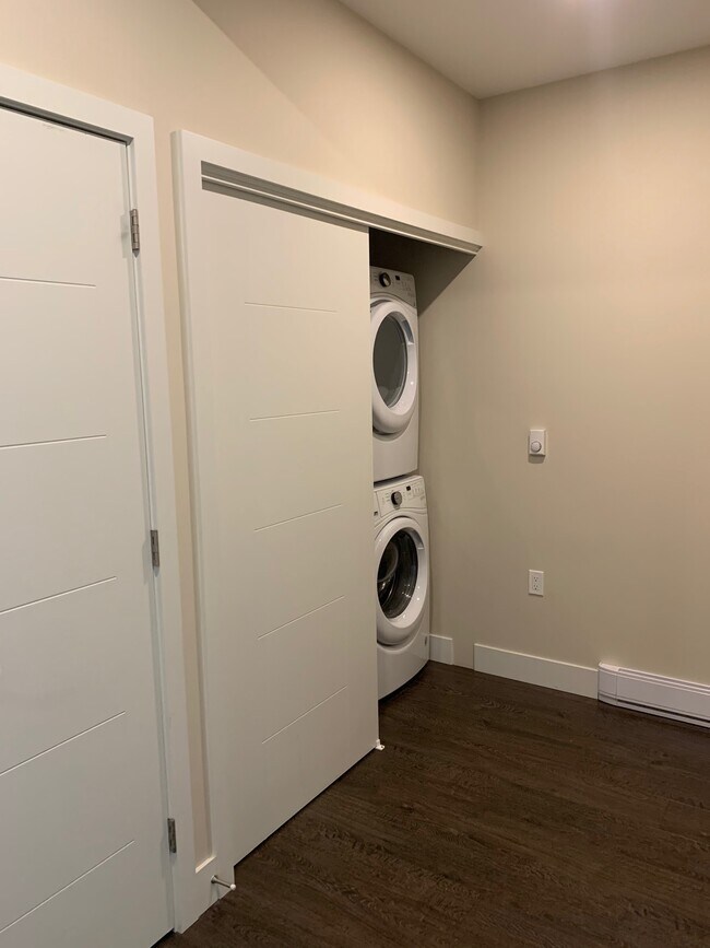 Photo - 45513-45513 Market Way