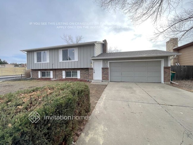 Building Photo - 16692 E Gunnison Pl