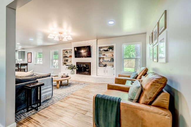 Photo - 11 N Pecan Dr Unit ID1298601P