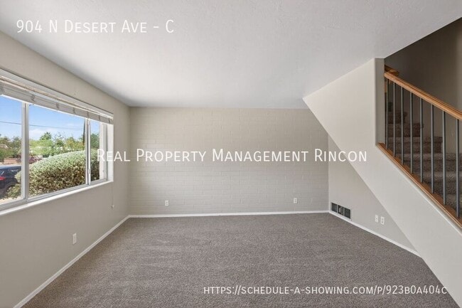 Photo - 904 N Desert Ave