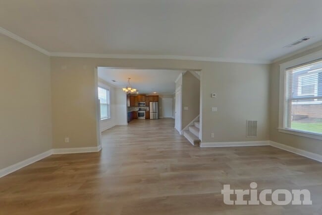 Photo - 2435 Center Pointe Cir SW