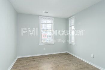 Photo - 8 Pond St