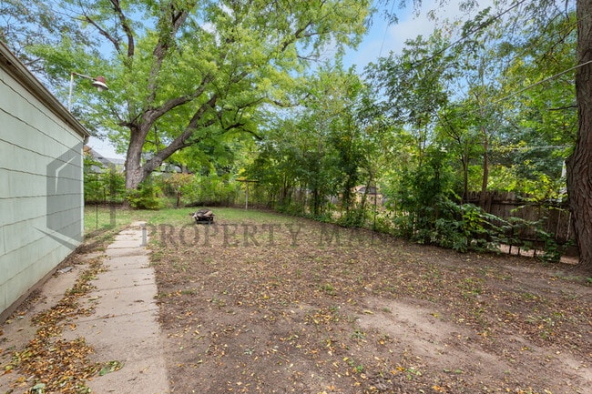 Photo - 1022 S Yale St