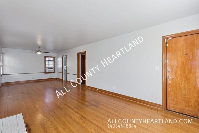 Photo - 2433 Cashion Pl