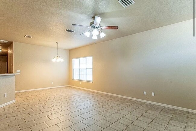 Photo - AVAILABLE NOW! (SECTION 8 ACCEPTED)