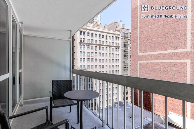 1 E Delaware Pl Unit GO FL9-ID1360
