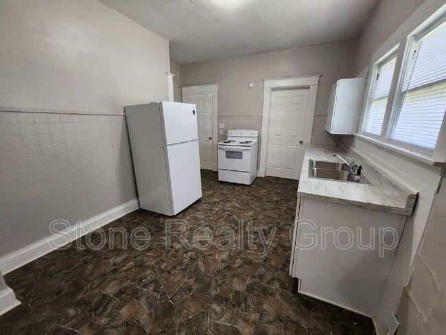 Photo - 2118 2nd Ave