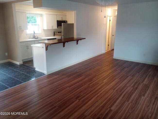 3 Primrose Ln Unit B