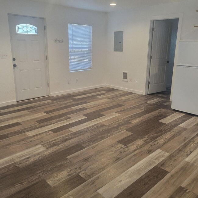 Photo - 2 Bedroom 1 Bath- Home