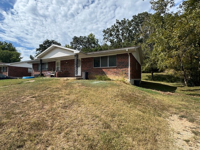 Building Photo - 116 Elliott Dr Unit A