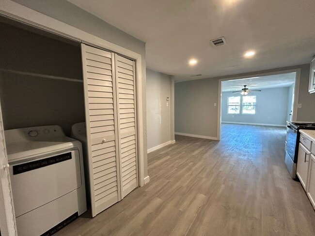 2004 47th Ave Unit A
