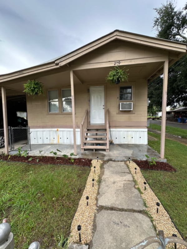 Photo - 209 G St Casa