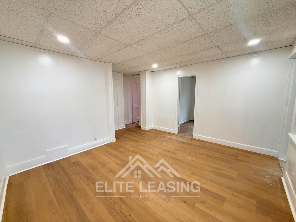 Photo - 1438 SW Van Buren St Unit 1