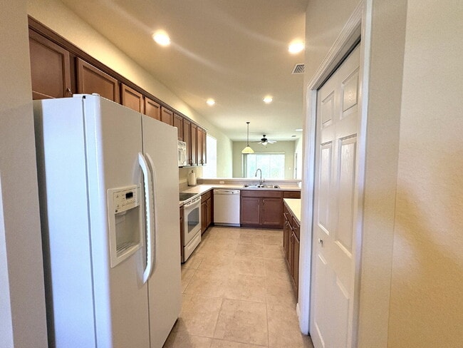 New Rental Available in Stoneybrook at Venice!