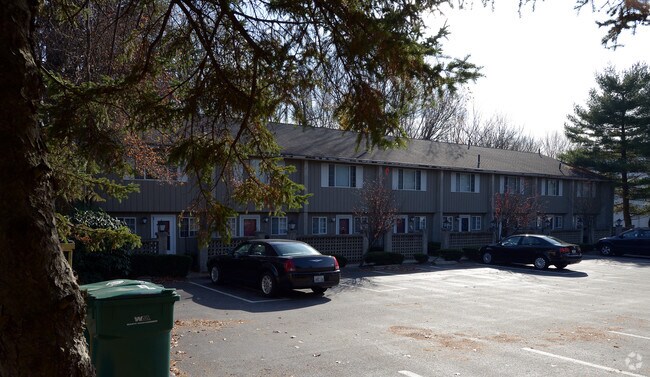 Photo - Bush Gardens