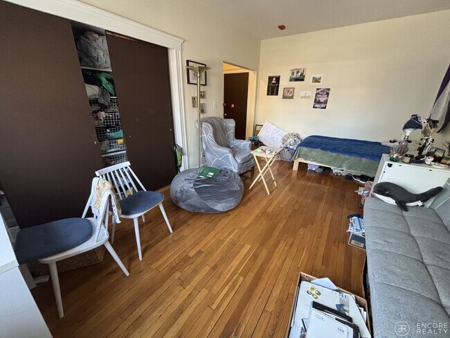 Photo - 28 Colborne Rd Unit 8