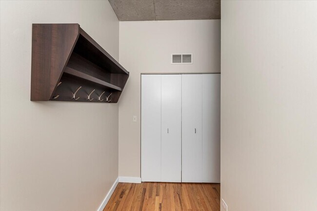 Photo - 1720 S Michigan Ave Unidad 303