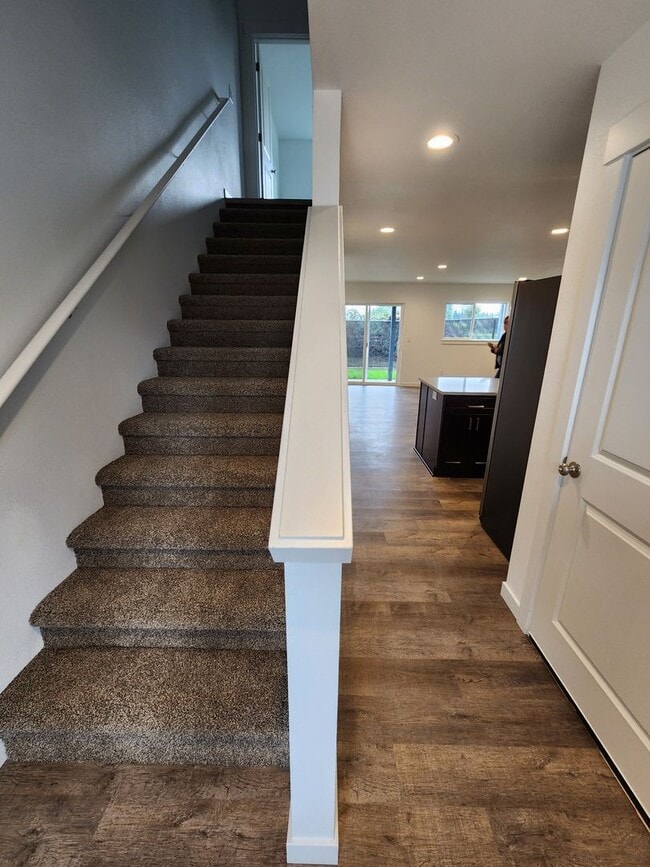 Photo - 1012 Peach Rd