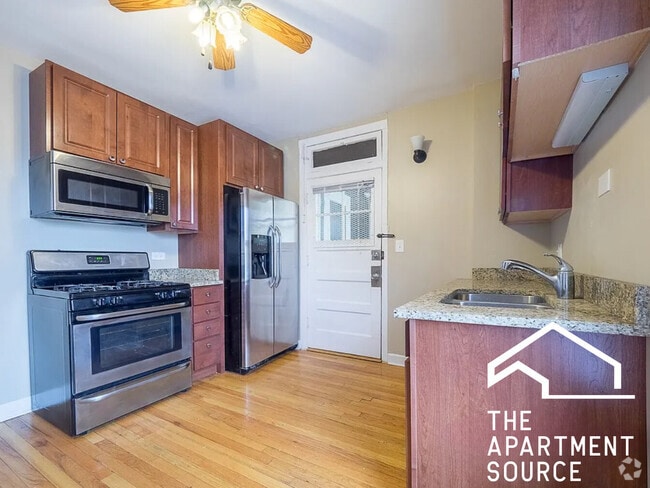 Building Photo - 4856 N Leavitt St Unit S2 Rental