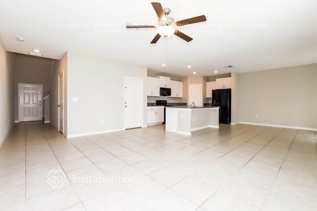 Photo - 15606 Greenleaf Bay St