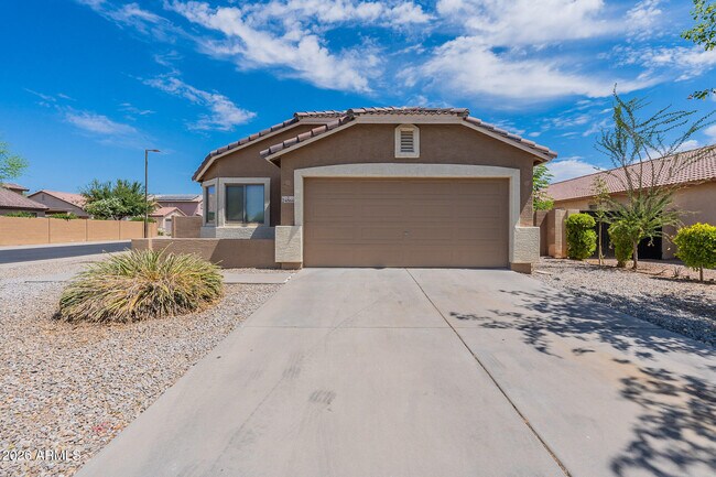 Photo - 24866 W Huntington Dr