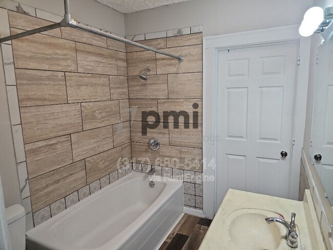 Photo - 2031 Southeastern Ave