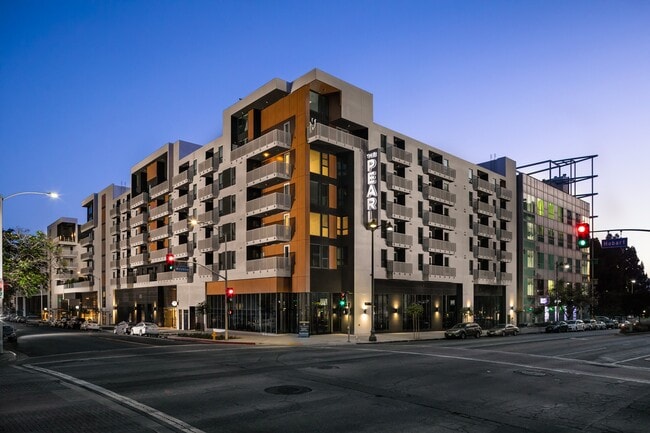 Building Photo - The Pearl Rental