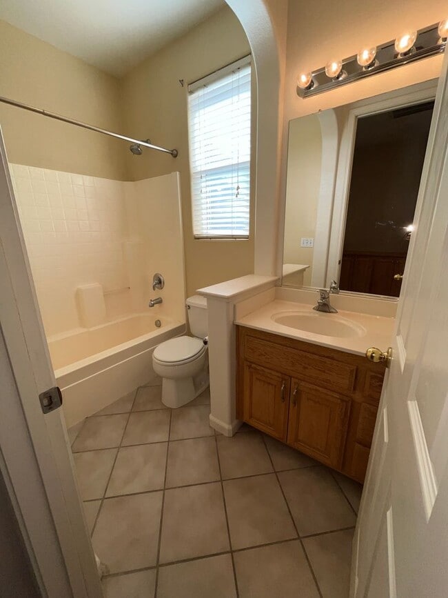 Photo - Charming 4BR/3BA/1921SF - Tenant Pays $195...