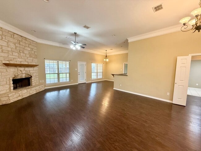 Photo - Spacious 4-Bedroom Home in Midway ISD