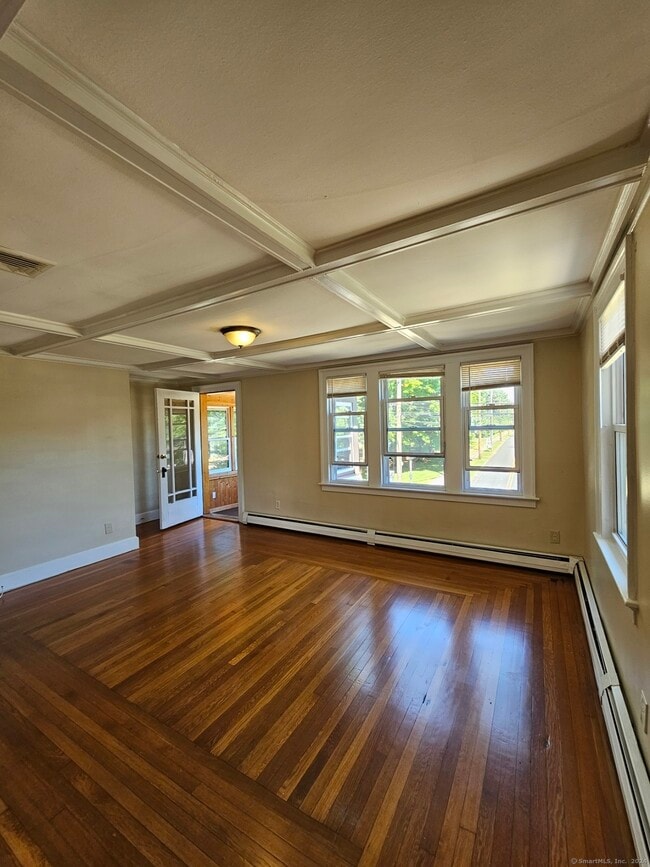 Photo - 112 Putnam Ave