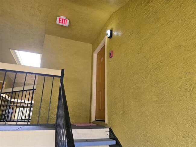 Photo - 5267 Images Cir Unit 303