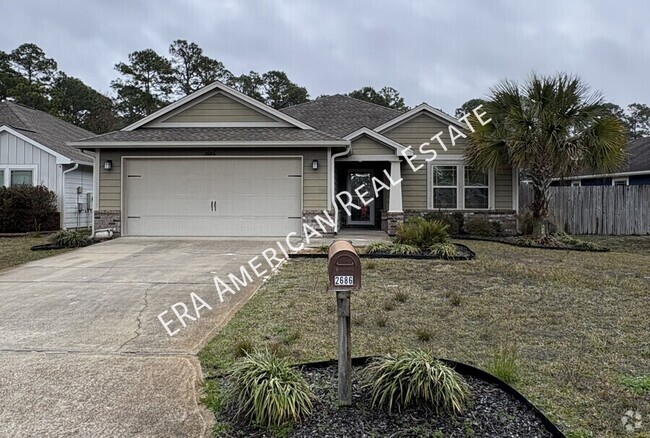 Building Photo - Charming 4 BR, 2 BA Home with Oversized Sc...