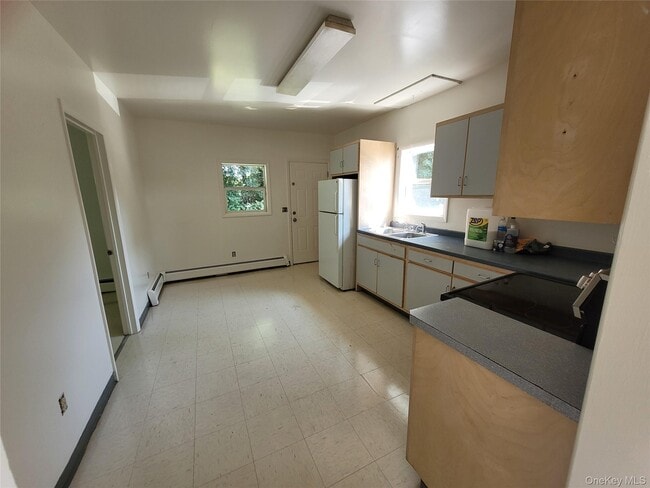 Photo - 11 Fallkill Ave