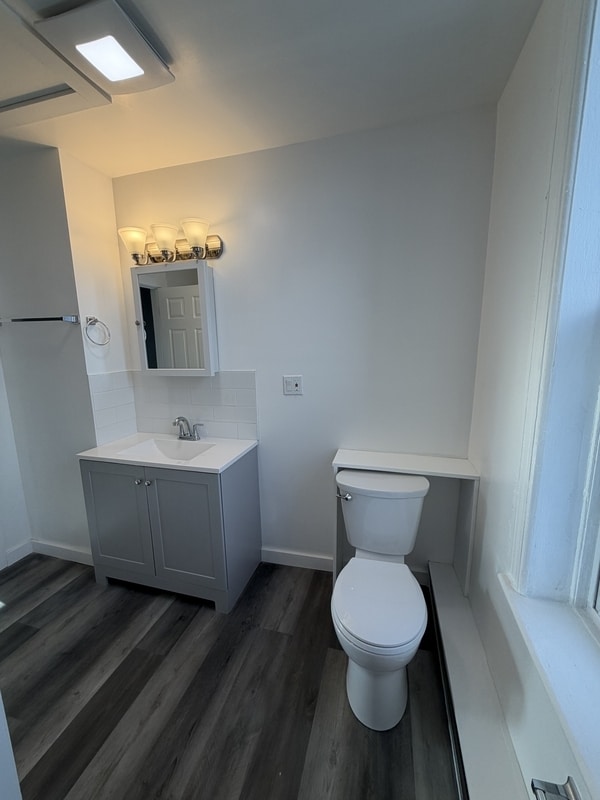 Photo - 241 Saratoga St Unit 2