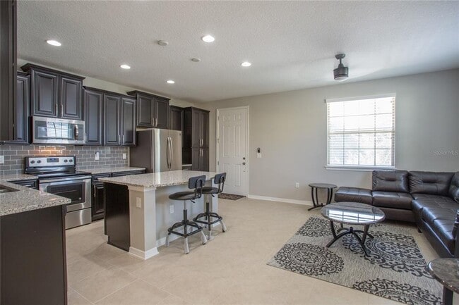 Photo - 14386 Swanley St