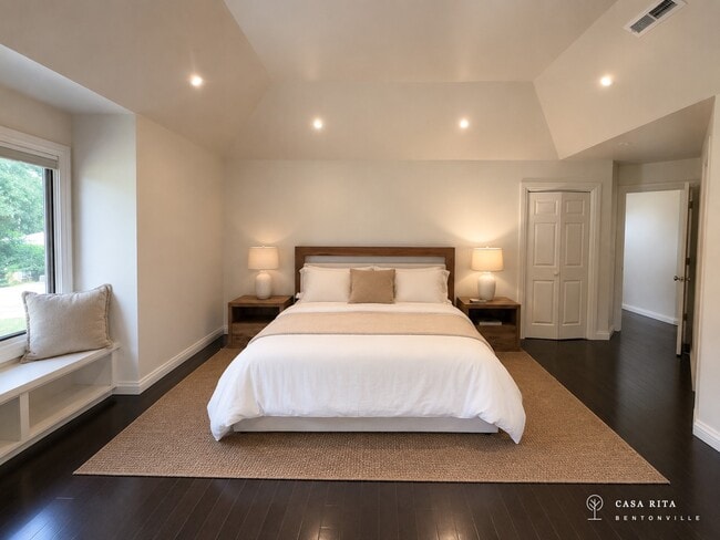 Photo - Executive Furnished 3BR Near Walmart HQ
