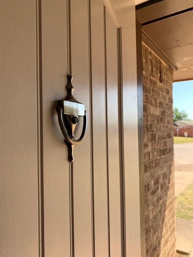 Photo - 102 Mohawk Ave